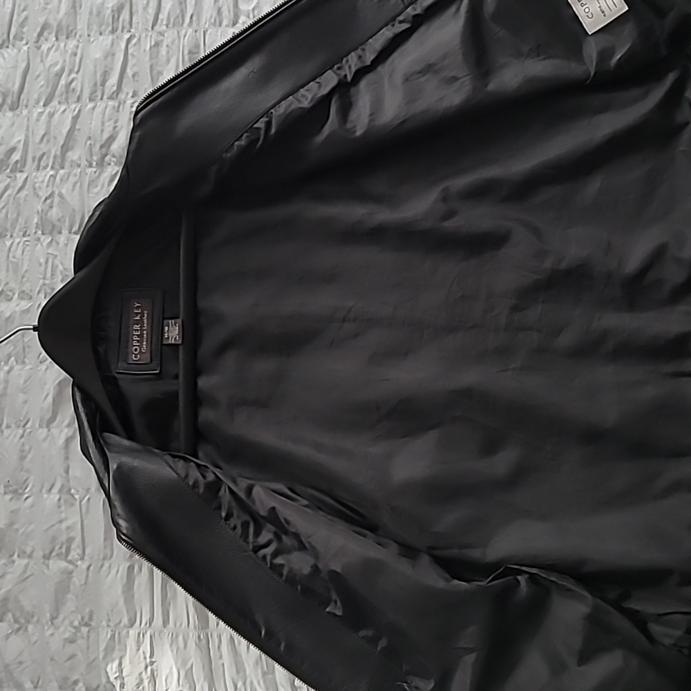 Girl's Black Copper Key Genuine Leather Jacket Size 14/16 - Picture 9 of 10